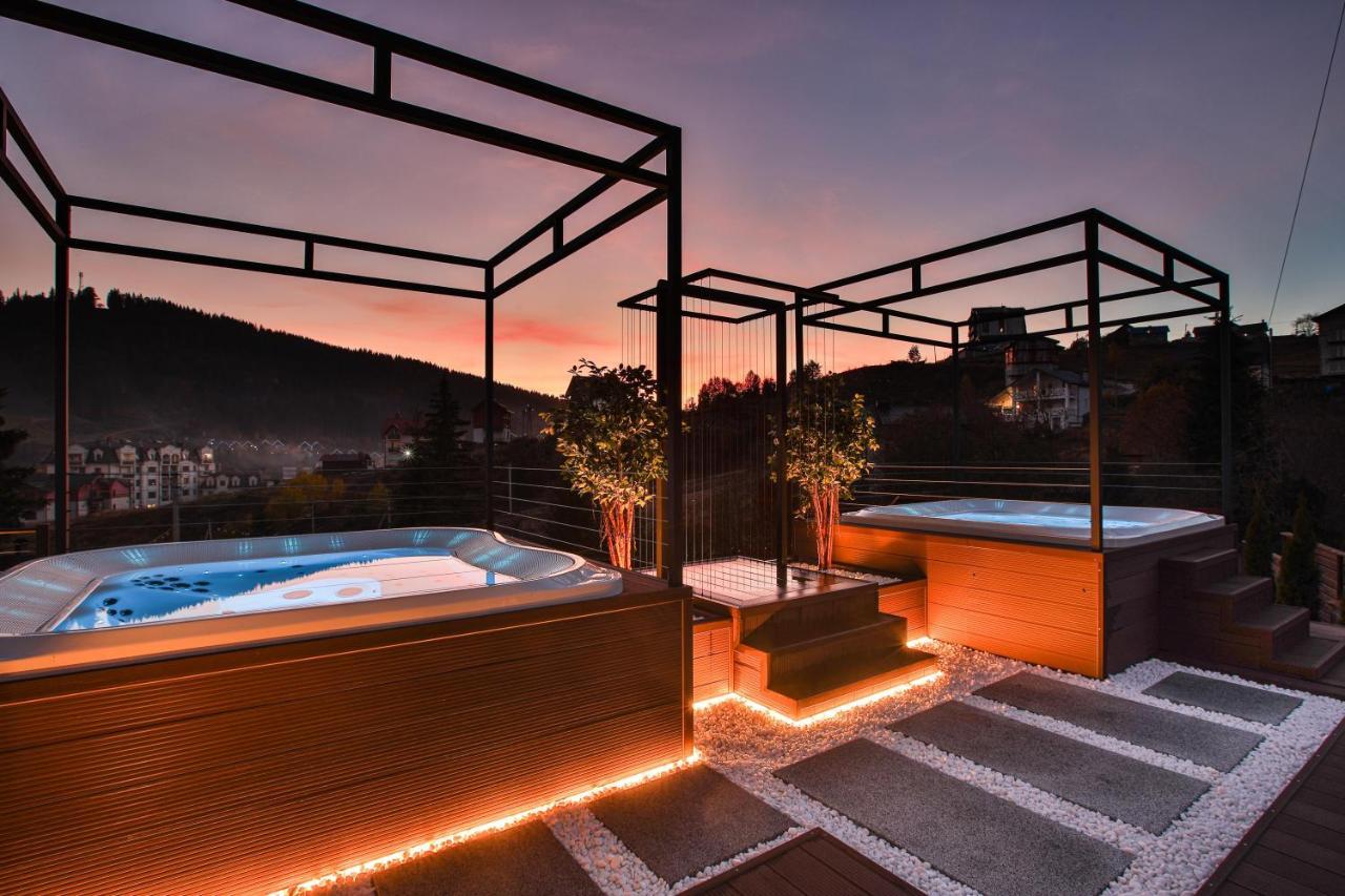 Graal Resort Bukovel Exteriör bild