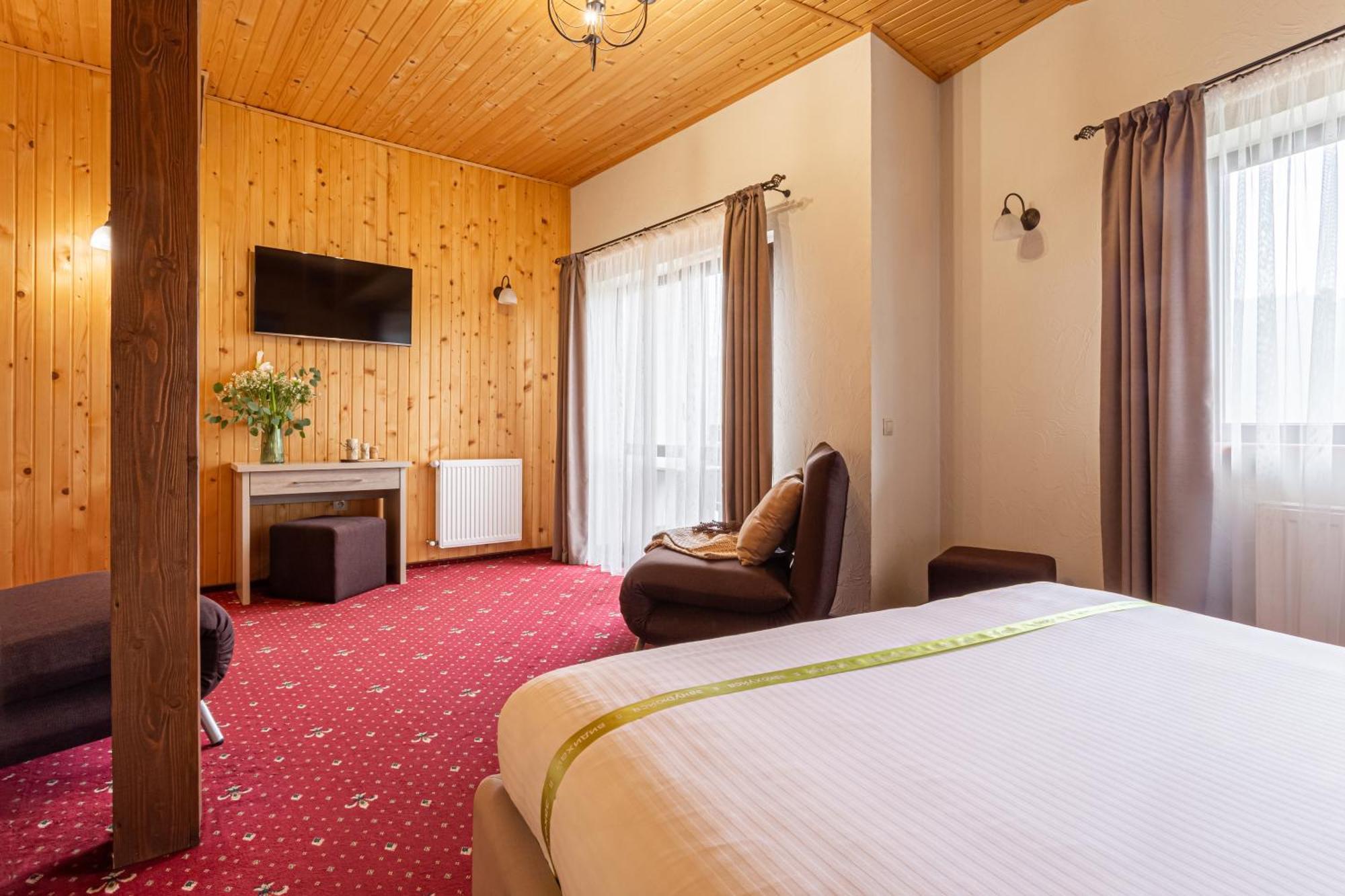 Graal Resort Bukovel Exteriör bild